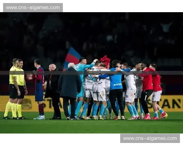 马赛对阵斯特拉斯堡,换帅风波下的欧战资格争夺战 马赛对阵斯特拉斯堡,换帅风波下的欧战资格争夺战